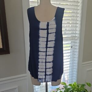 Olive & Oak Navy and White Tie-Dye Scoop Neck Tank
